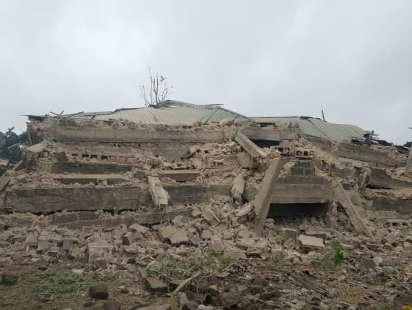 Mother, baby injured as building collapses in Abia
