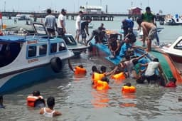 Family loses 10 members in boat accident