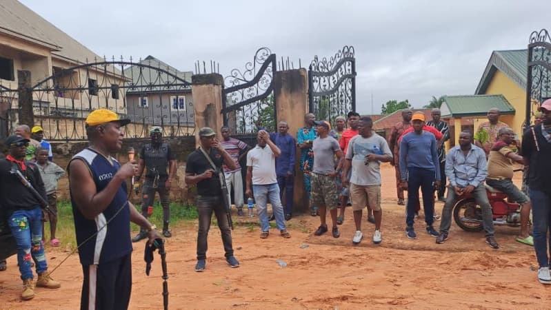 Obosi youths take a stand against crimes, warn criminals during street march