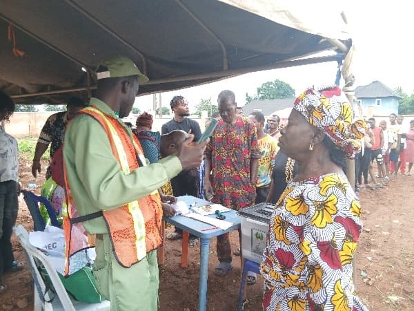 Voters beat PDP agent in Edo