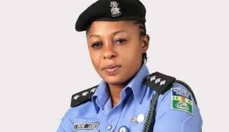 Cross River: Police nab ‘armed robber’ after stabbing incident, recover gun, drugs