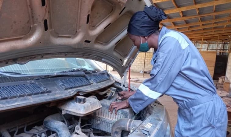 3,000 girls apply to be mechanics in Anambra