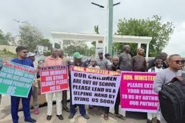 FCTA local contractors protest non-payment of N5.2bn bills