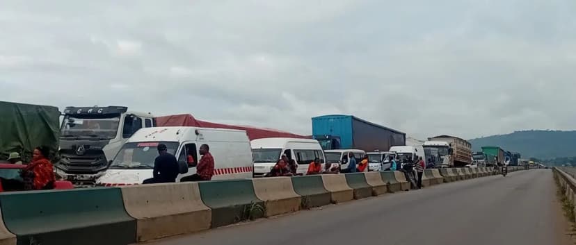 Abuja-Lokoja highway gridlock eases as FRSC opens 2nd lane