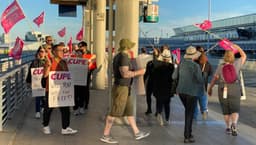 Air Canada to resume flights after pay deal struck with union Skip to content