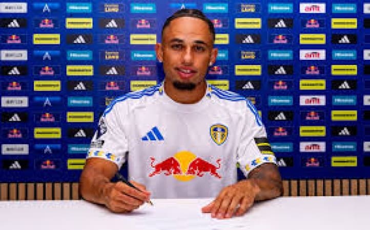 Premier League record broken as Leeds sign Okafor