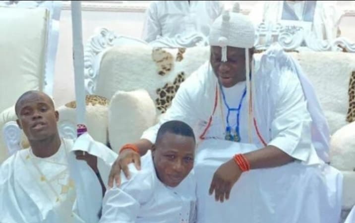 Sunday Igboho visits Ooni, begs for forgiveness