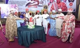 Tinubu, Uzodimma extol Eze Imo’s leadership capacity