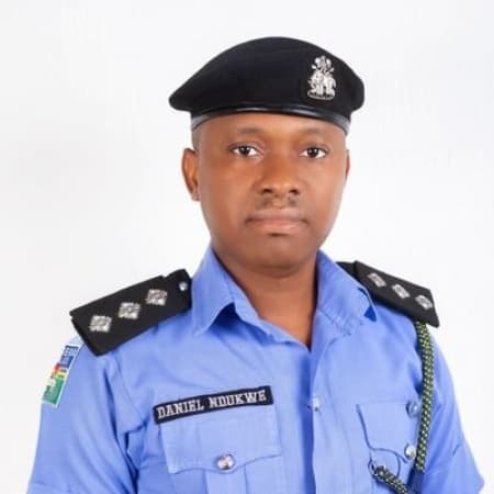 Police arrest 6 robbery, cultism suspects, recover firearms in Enugu