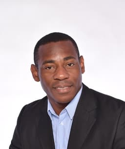 Nigerian scholar receives Top 25 Canadian Immigrant Awards