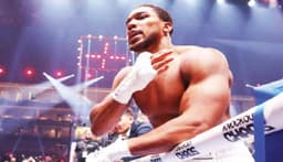  Ex-champ McGirt tips Joshua to beat Usyk