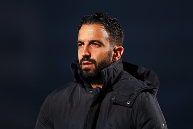 'Sometimes I hate my players, sometimes I want to quit' ? Amorim