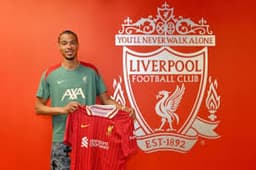 Liverpool agree £125m Isak deal with Newcastle