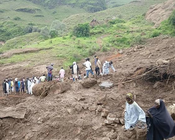 At least 1,000 reported killed in Sudan landslide
