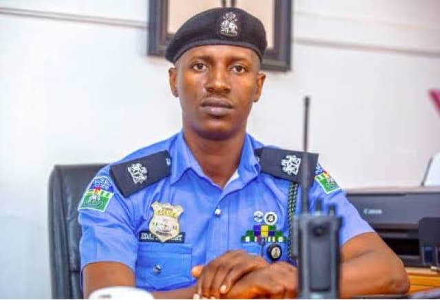 Lady, 21, kills father of her two kids in Delta