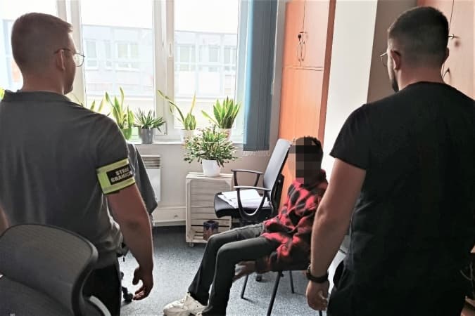 Nigerian arrested in Poland for using fake residence permit