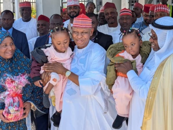 Separated Nigerian conjoined twins return to Kano after successful Saudi surgery