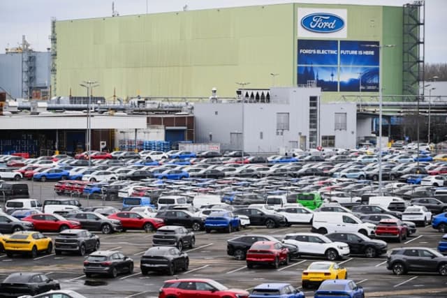 Ford cuts 1,000 jobs at German plant