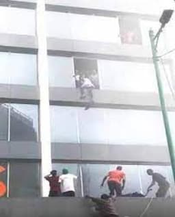 Lagos building fire: Survivors, experts blame slow response