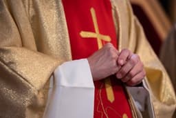 Petition: Stop blocking abuse claims, Catholic Church told