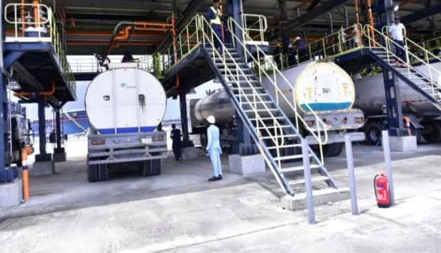 FG moves to avert fuel supply crisis, promises stability