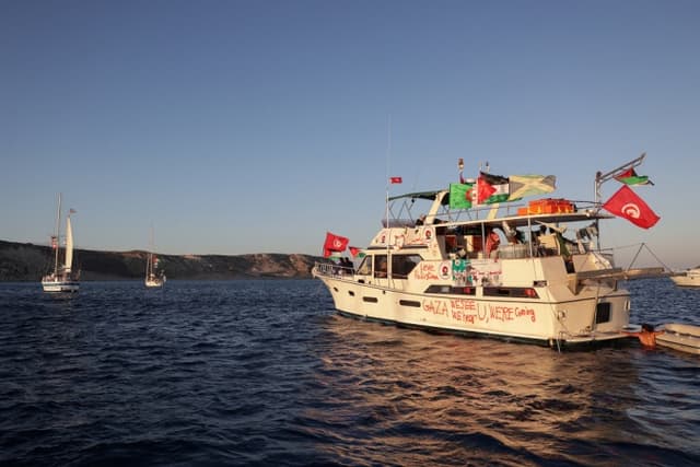 Gaza aid flotilla ship evacuated due to breakdown