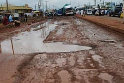 FG orders immediate repair of bad section on Nyanya-Mararaba road