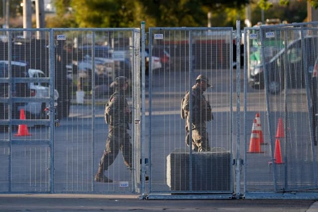 ‘America is hot’ – Nigerian lady raises alarm over mass ‘immigration’ raid