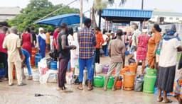 Nigerians queue, search for alternatives as cooking gas hits N2,500 per kg