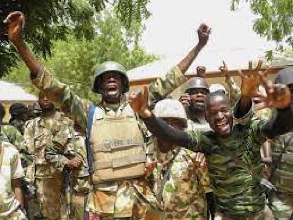 Nigerian Army rescues 21 kidnapped victims in Kwara, Kogi