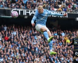 Haaland scores again as Man City see off Everton to go top