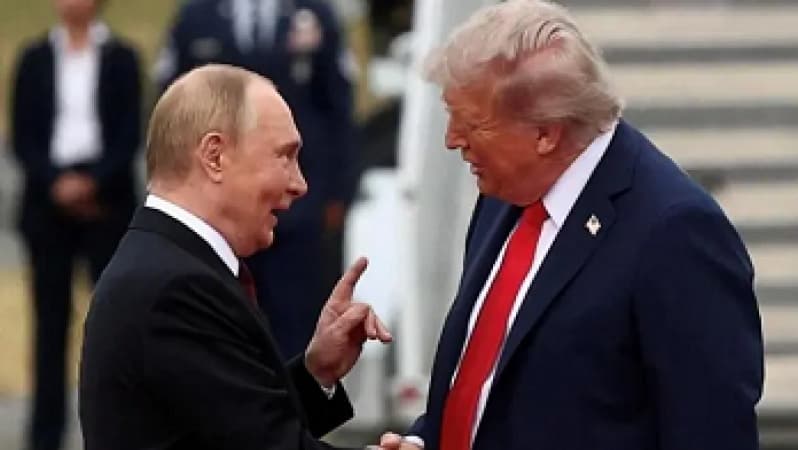 Plans for Trump-Putin meeting shelved days after Budapest talks proposed