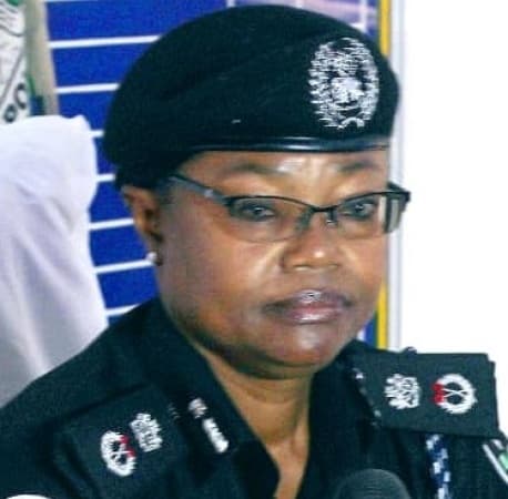 Police nab 2 suspected cultists, recover locally made pistol in Ebonyi