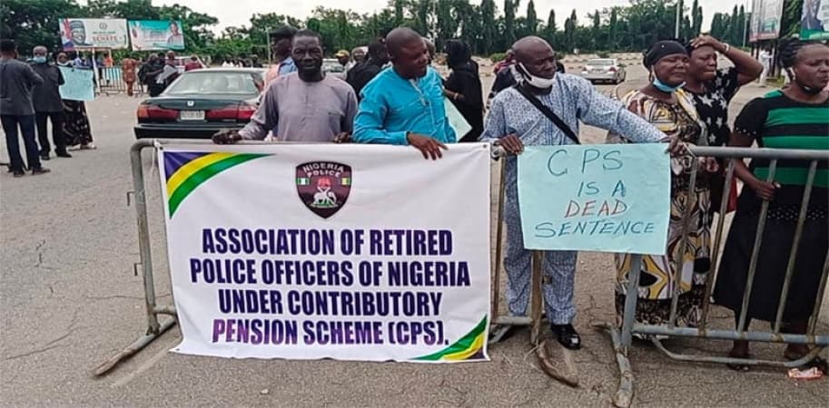 Police exit contributory pension scheme