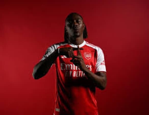 Eze scores against former club as Arsenal beat Palace to extend lead at the top of EPL table