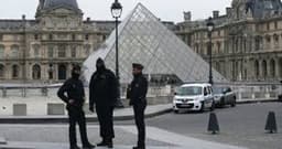 Paris prosecutor 'deeply regrets' disclosure of Louvre suspect arrests