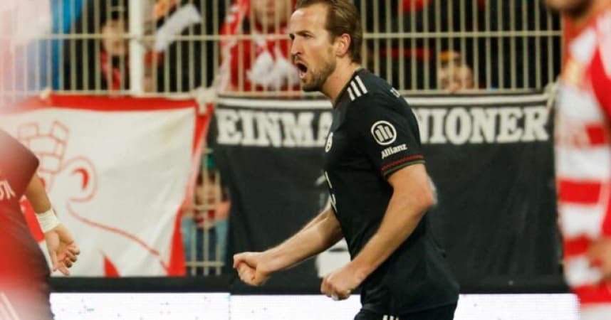 Kane rescues point as Bayern's record winning run ends