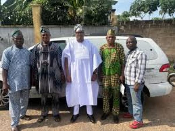 Babatunde Olaogun throws hat into ring for Oyo Assembly seat; meets critical party stakeholders in Ogbomoso North