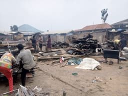 Two children die as night fire razes Makeshift Estate in Rivers