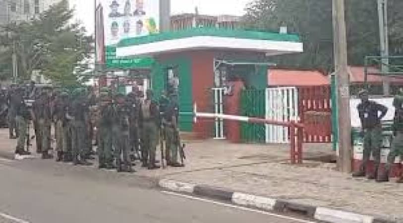 BREAKING: Heavy security presence as PDP factions hold parallel meetings in Abuja