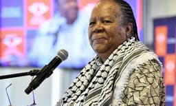 US revokes visa of chairperson of the Nelson Mandela Foundation