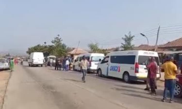 Travellers trapped as bandits exchange gunfire with police on Kogi highway