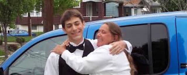 Mom of heart donor offers to pay what insurance won’t to keep recipient alive