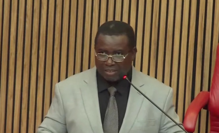 INEC chairman raises concern over unclean voter register