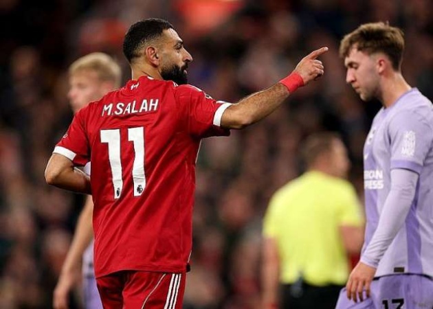 Salah back as Ekitike double helps Liverpool beat Brighton