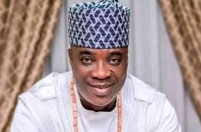 Ruling house associated with KWAM 1, Fidipote, moves to claim Awujale throne