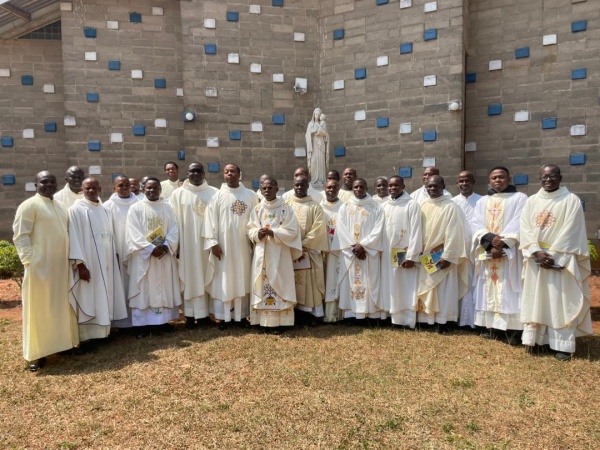 Clergy, scholars, students, lay faithful celebrate tenth anniversary of priestly ordination of Okhueleigbe Osemhantie Amos