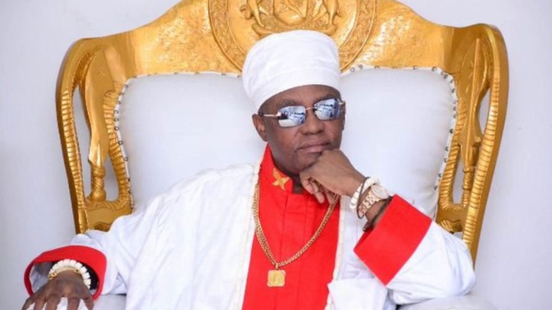 Benin monarch prays against evil forces at Emobo rite