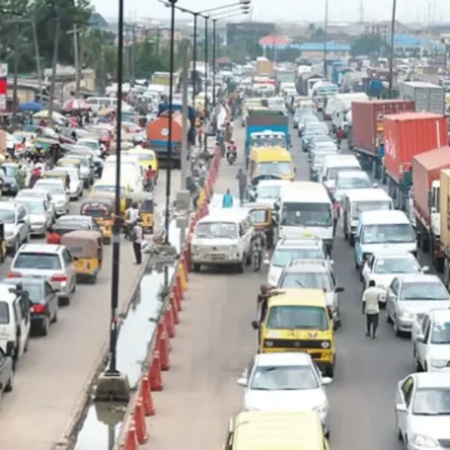 Yuletide: Gridlock chokes Benin–Warri, Benin–Asaba expressways