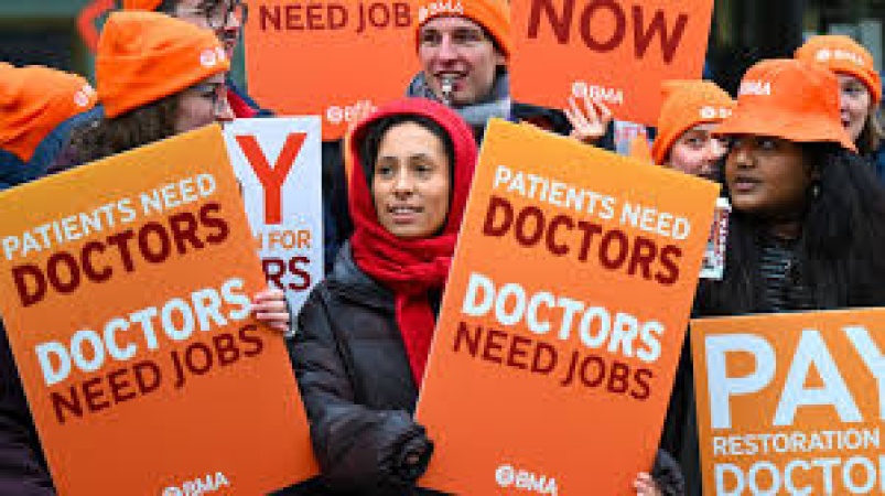 Doctors in England return to work after five-day strike